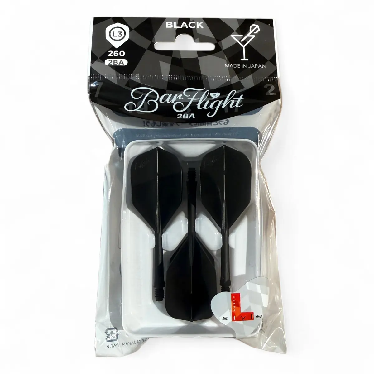 Offizielle Blister-Verpackung des L-style BarFlight 2BA All-in-One Dart-Systems in Schwarz. Sichtbar sind das L3 Shape Logo, die Längenangabe 260 und der "Made in Japan" Hinweis.
