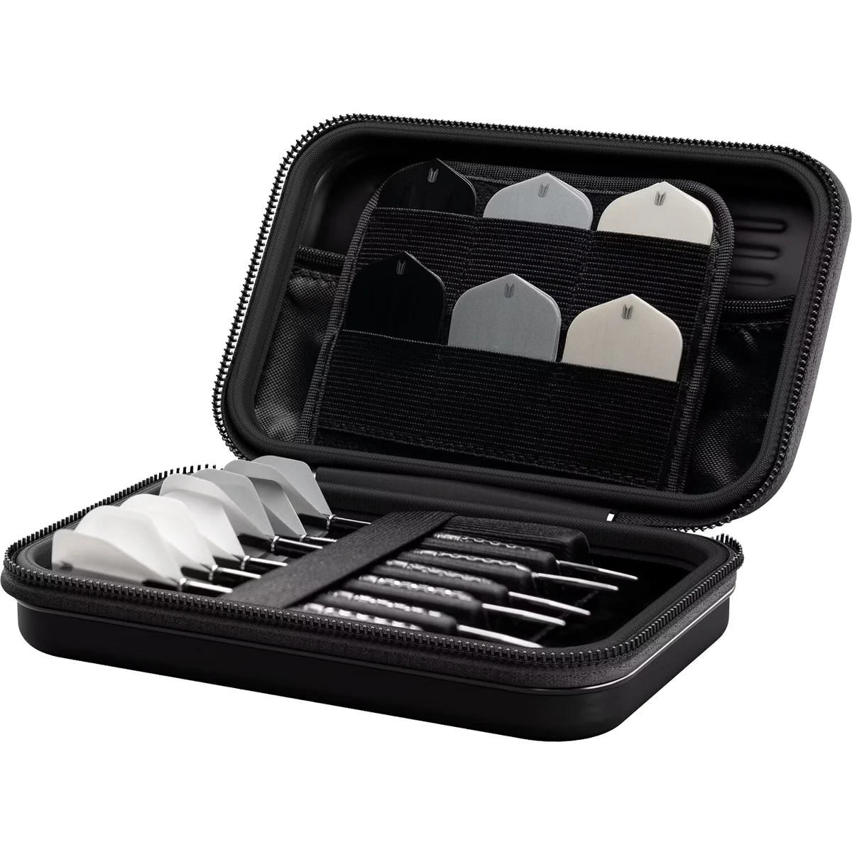 Target Takoma XL Dartwallet geöffnet mit Platz für sechs montierte Darts und Zubehör