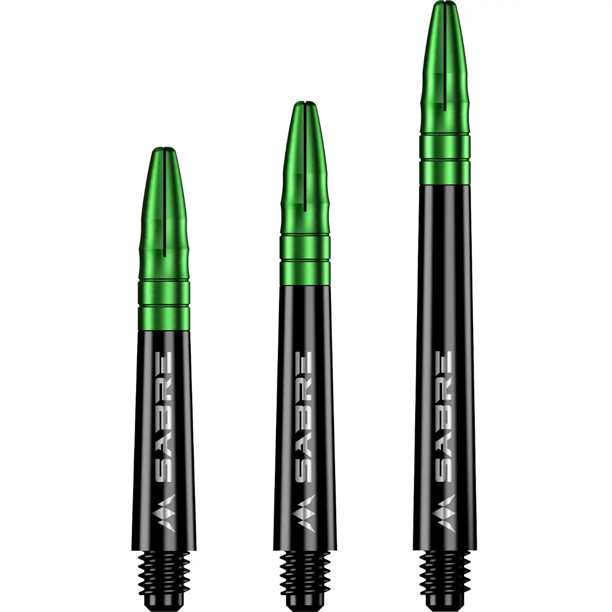 Mission Sabre Dart Shafts in Schwarz-Grün. Vergleichsansicht der drei Längen Short, Midi und Medium. Hochwertige Hybrid-Shafts für stabilen Flug.